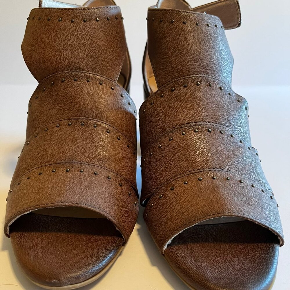 SOUL by Naturalizer NWOT Christina Heeled Casual Sandal Size 9W (C)